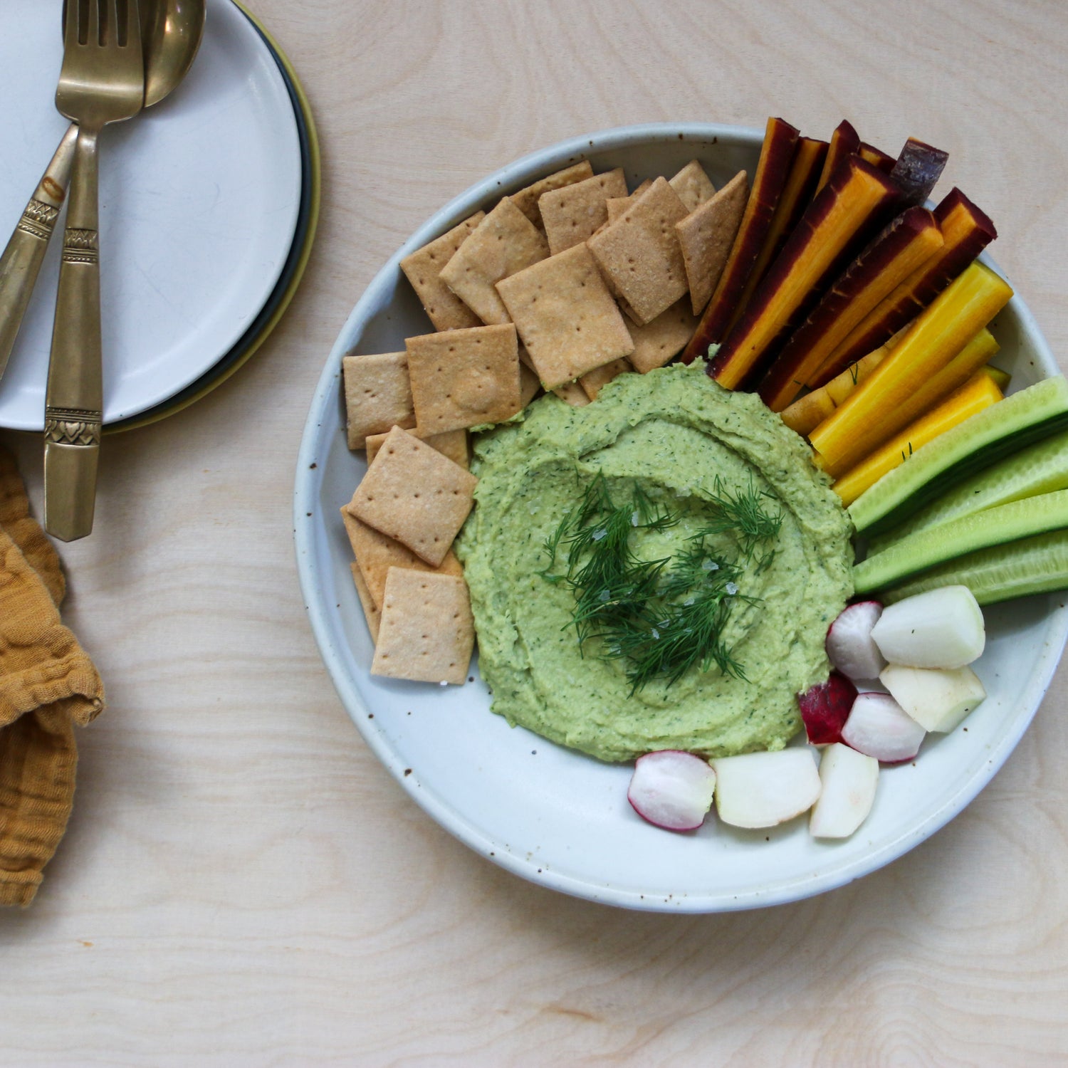 Dill & White Bean Spread with Crackers Hayden Flour Mills